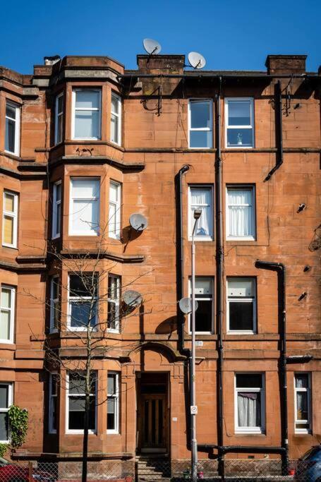 Charming 1-Bed Southside Flat In Great Location Apartment Glasgow Bagian luar foto